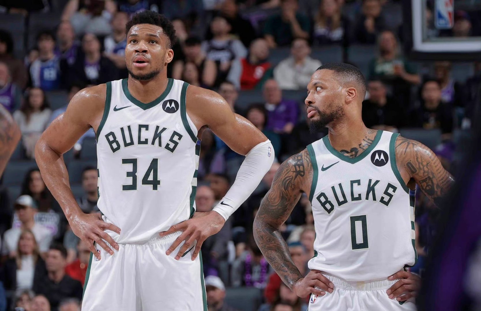 爱游戏下载-灰熊力克雄鹿，锡安扛起全队