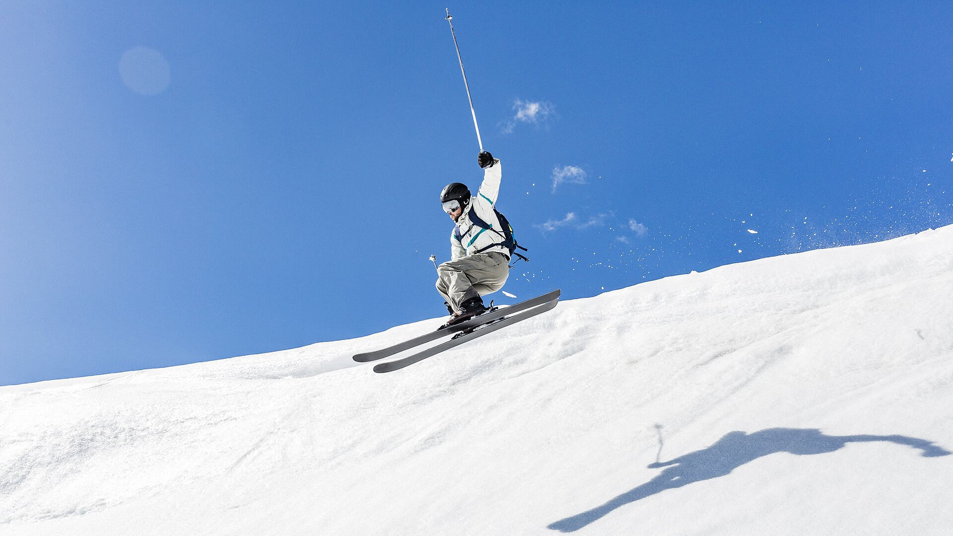 爱游戏娱乐-纽约之夜,红白蓝风暴,2026世界杯F组,美国横扫西班牙,卢卡库致命一击定乾坤